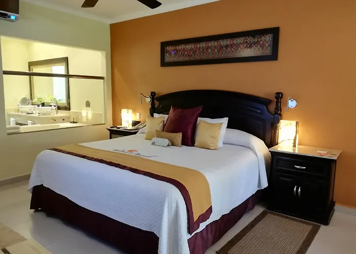 Resort El Dorado Royale, & Inclusive Adults Only Puerto Morelos