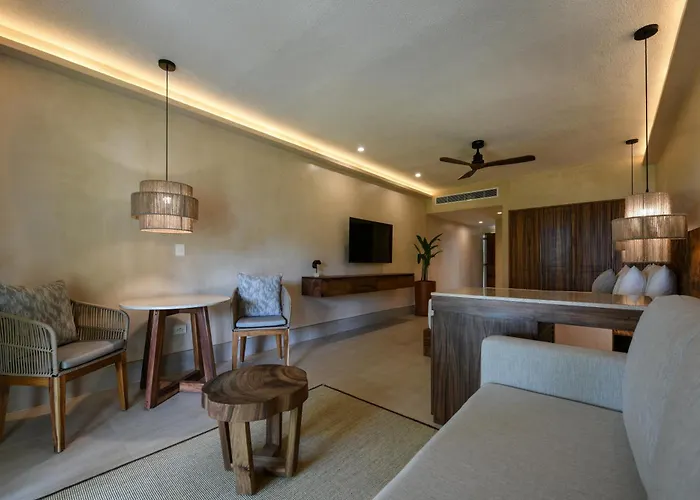 Resort El Dorado Royale, & Inclusive Adults Only Puerto Morelos