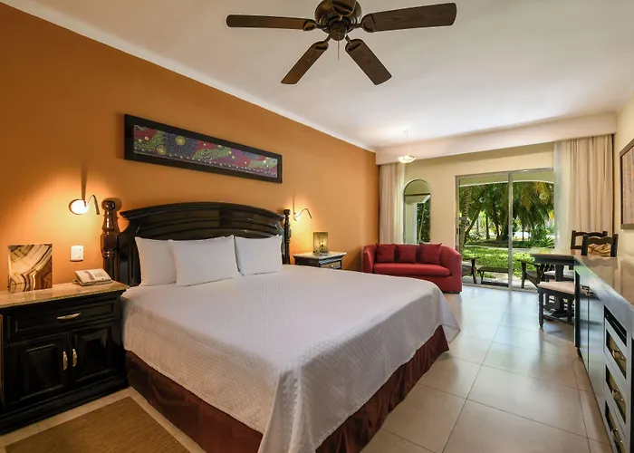 El Dorado Royale, & Inclusive Adults Only Resort Puerto Morelos